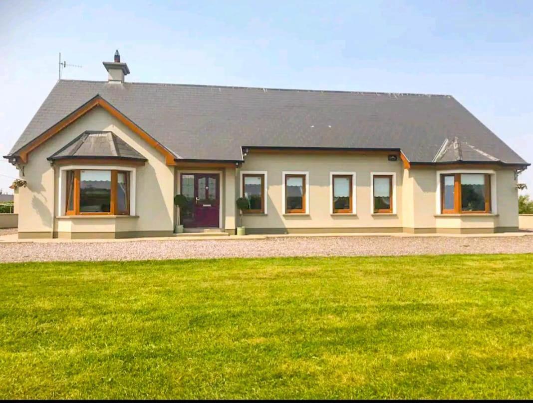 An Ghlaise Bheag Villa Listowel Exteriör bild